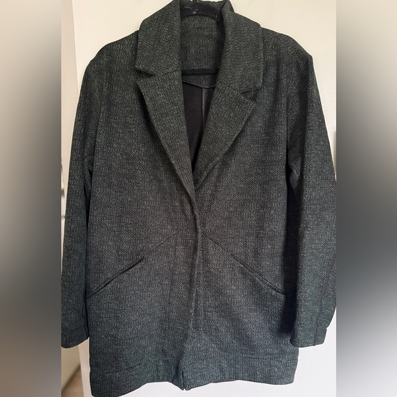 Lululemon Cozy Car Coat ! Hot Pick 🔥 - Picture 3 of 6